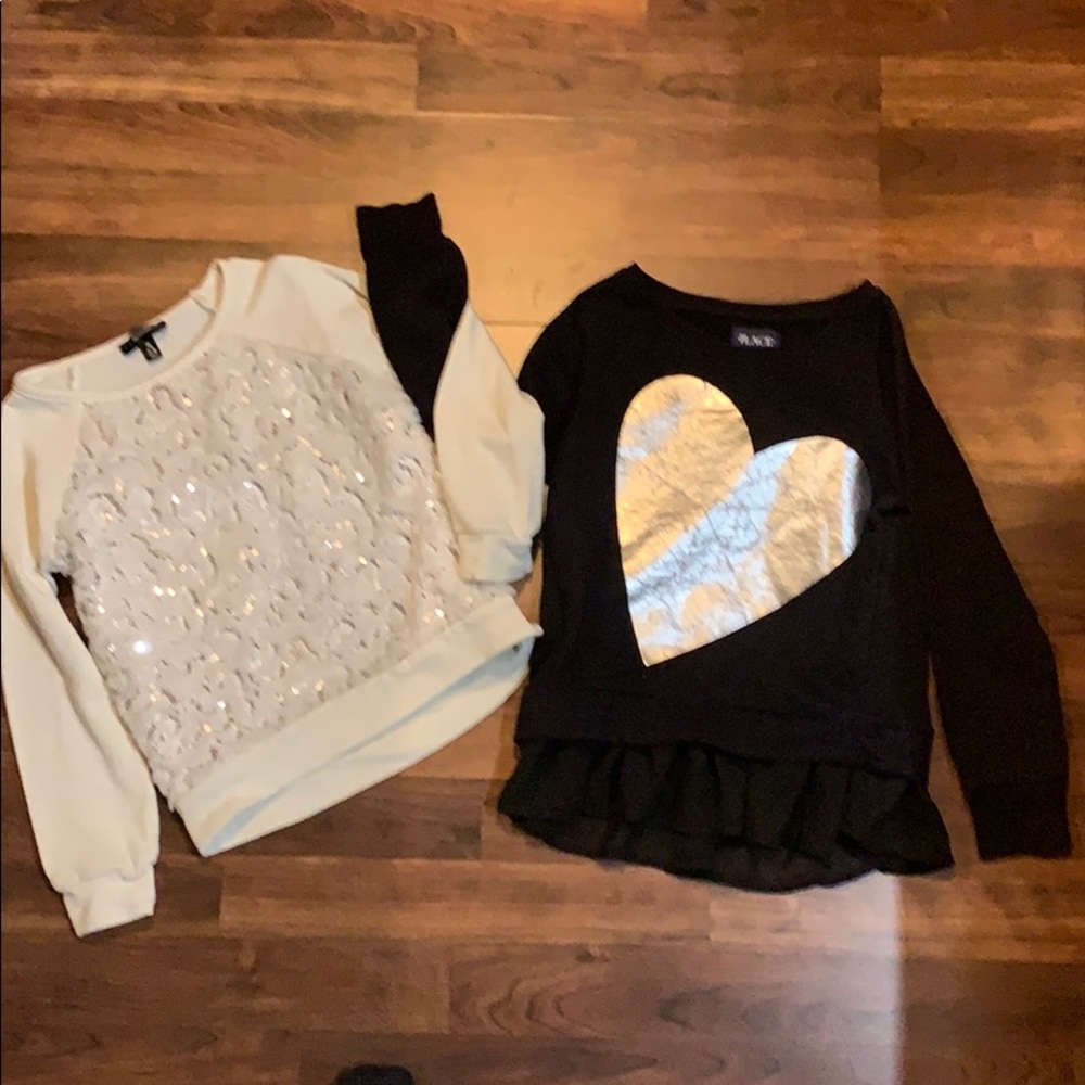 **Bundle**!! 2 Girls size 7/8 sweaters